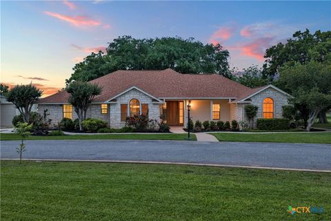Photo of 406 Ancient Oaks Drive, Marble Falls, TX 78654 (MLS # 612213)