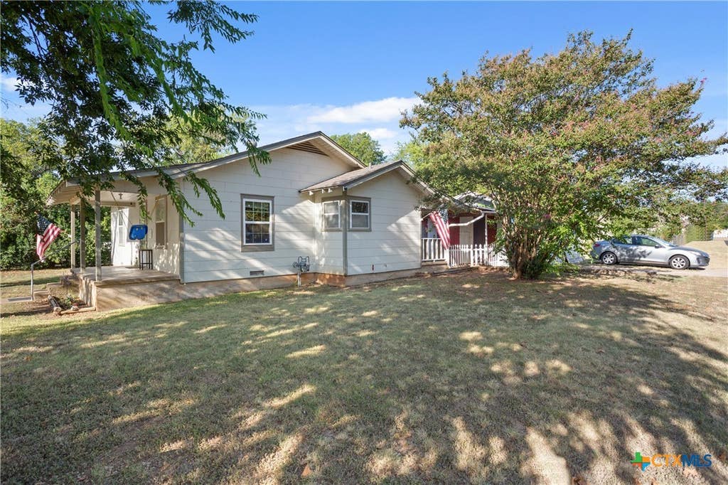 Photo of 2301 Herrington Street, Belton, TX 76513 (MLS # 622864)