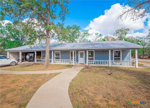 A home in Luling