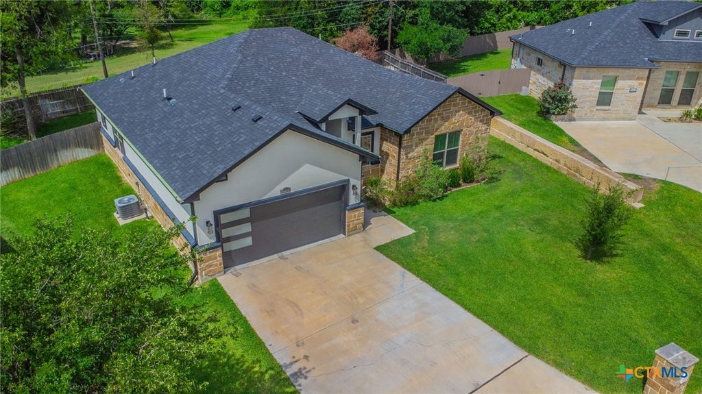 Photo of 4410 AUSTIN Circle, Temple, TX 76502 (MLS # 616701)
