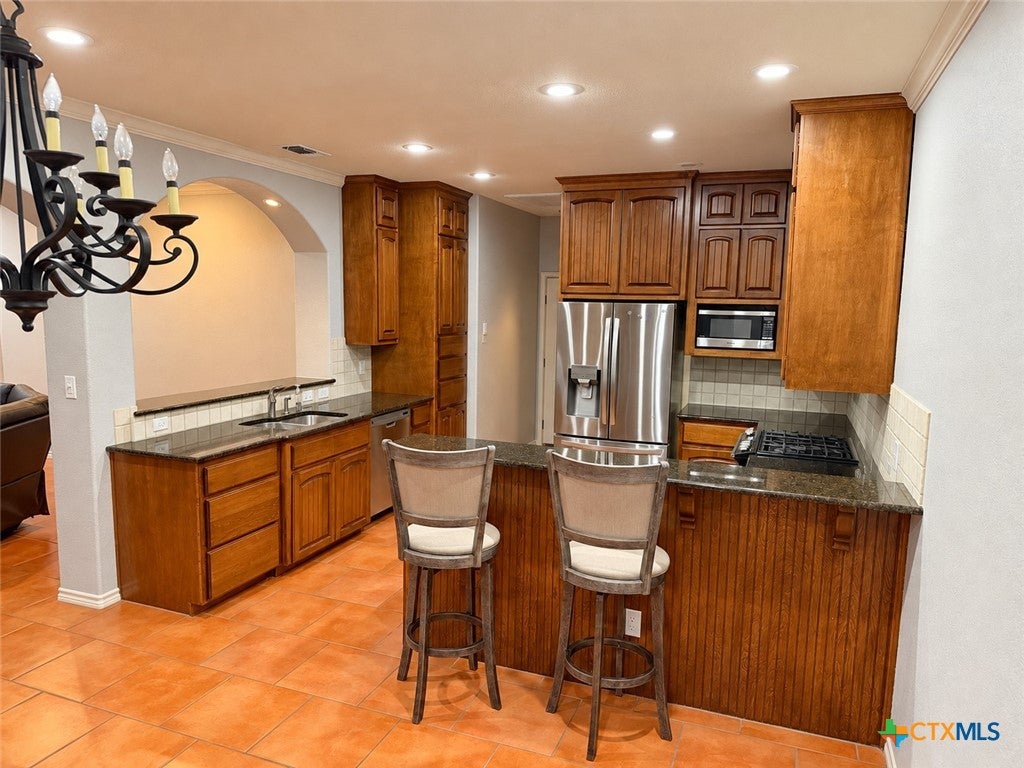 216 Amberglow Court