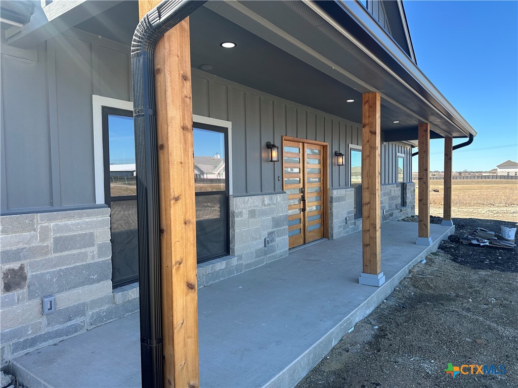 15006 Armstrong Estates