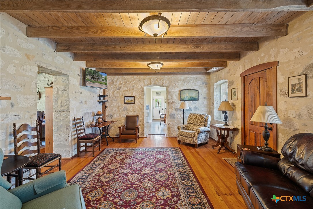 544 Alfred Henke Road