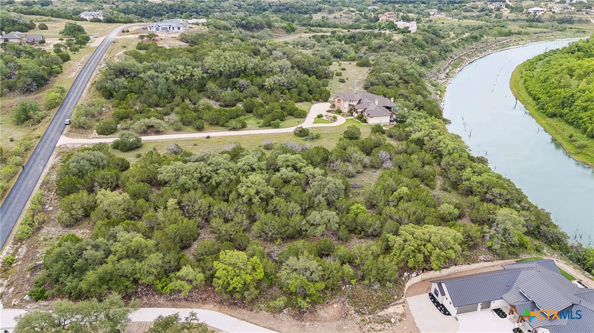293 River Cliff Place