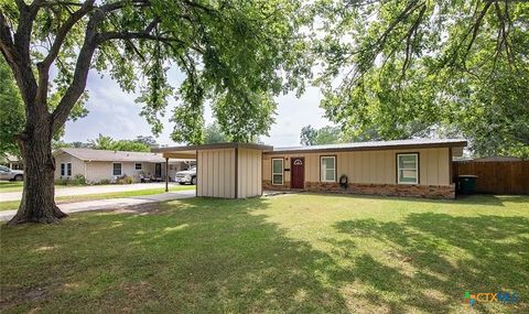 4713 Dahlia Lane Victoria TX 77904
