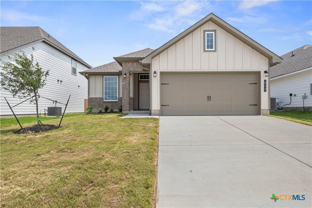 Photo 1 of 18 — 613 James Parker Circle, Killeen, TX 76542