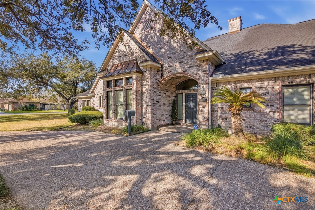 115 Alameda Circle