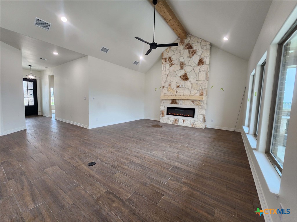 801 Golden Eagle Cove
