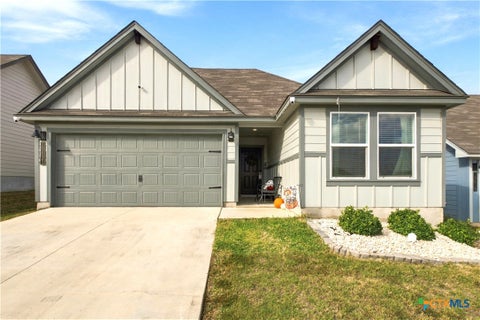 Photo of 10021 Avendesora Road, Killeen, TX 76542 (MLS # 628551)