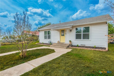 Photo of 108 S Kings Trail, Little River Academy, TX 76554 (MLS # 626275)