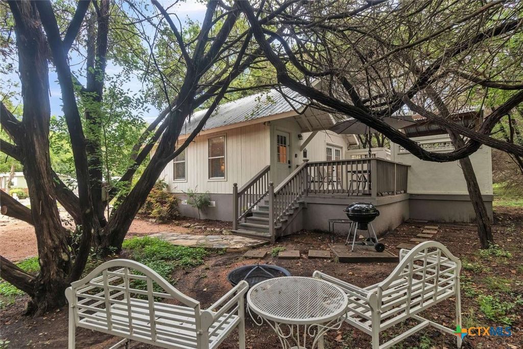 Photo of 104 Scudder Lane #X, Wimberley, TX 78676 (MLS # 601948)