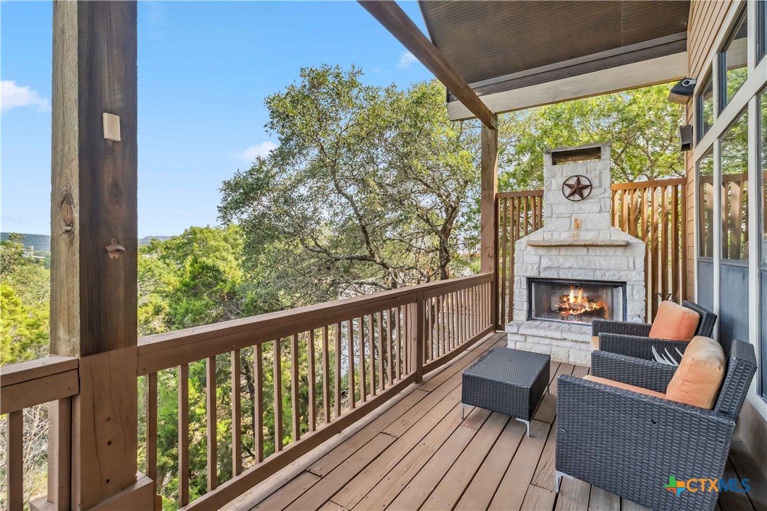 2832 Woodcrest Drive