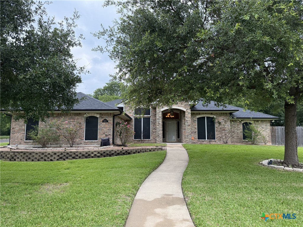 Photo 1 of 29 — 621 S Roy Reynolds Drive, Harker Heights, TX 76548