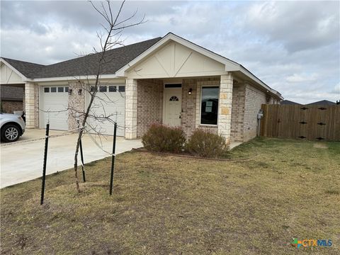 Photo of 5005 Rose Garden Loop, Killeen, TX 76542 (MLS # 597098)