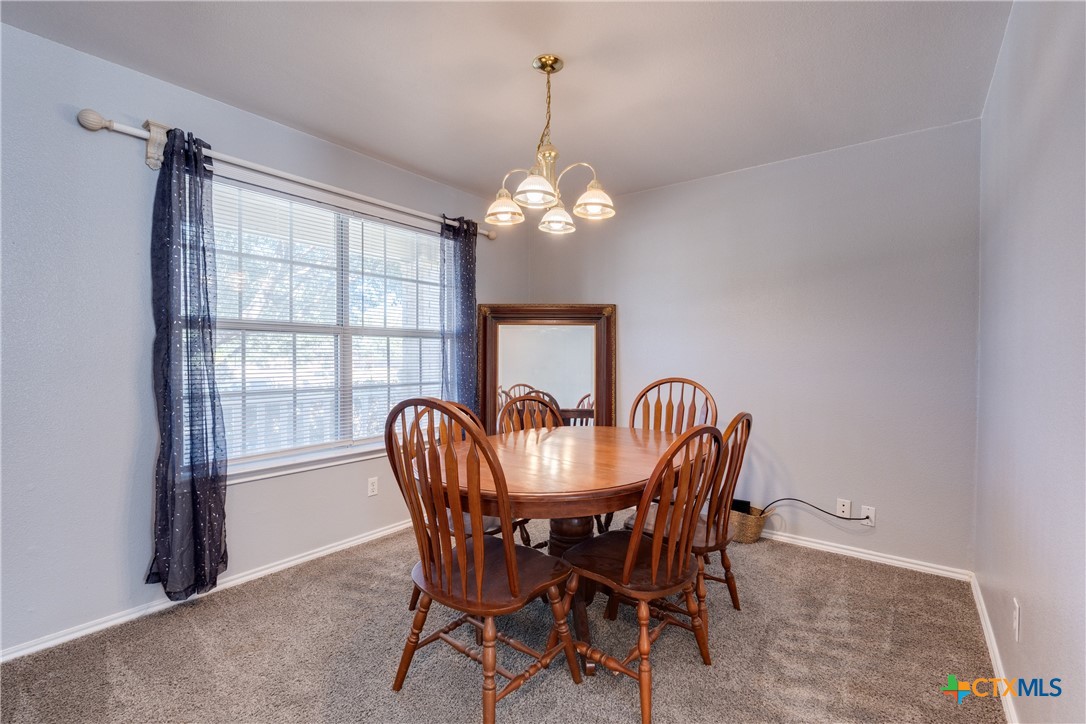 1615 Sunnycrest Circle