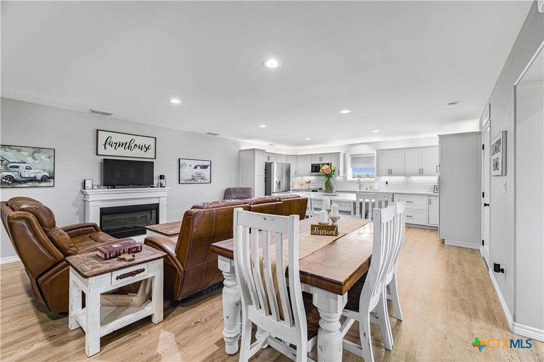686 Rappold Road
