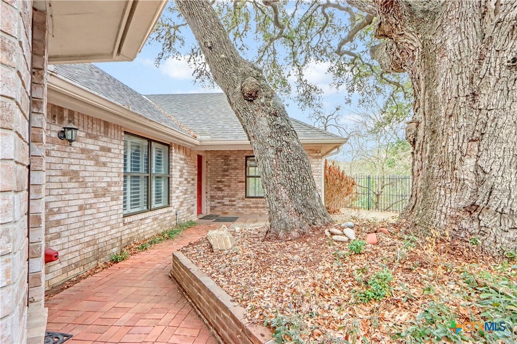 Photo of 738 Cedar Parkway, Seguin, TX 78155 (MLS # 605717)