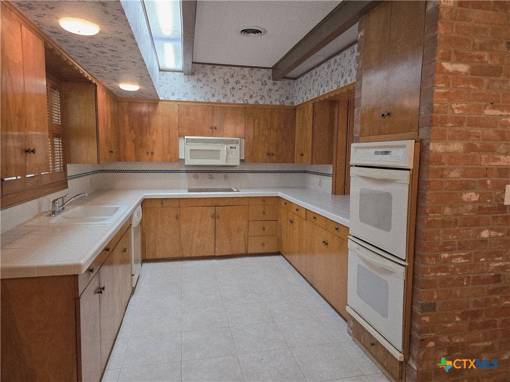 New Braunfels, Texas 78130, United States, 3 Bedrooms Bedrooms, ,3 BathroomsBathrooms,Residential,Active,175781