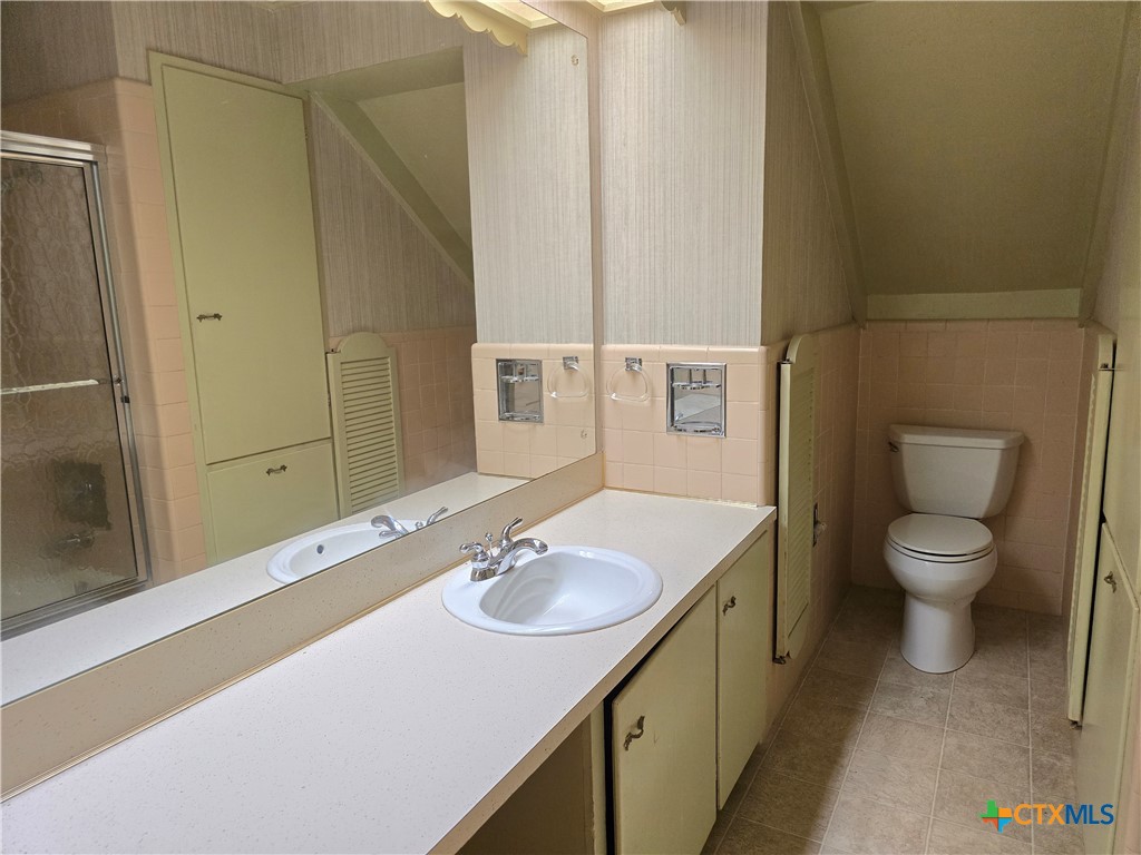 New Braunfels, Texas 78130, United States, 3 Bedrooms Bedrooms, ,3 BathroomsBathrooms,Residential,Active,175781