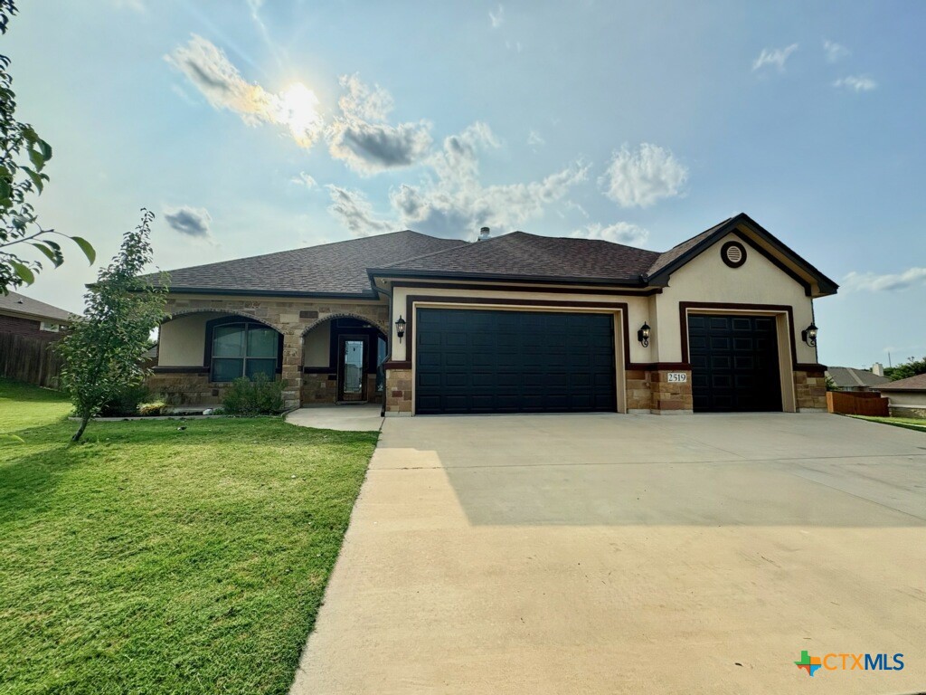 2519 Alpine Fir Drive