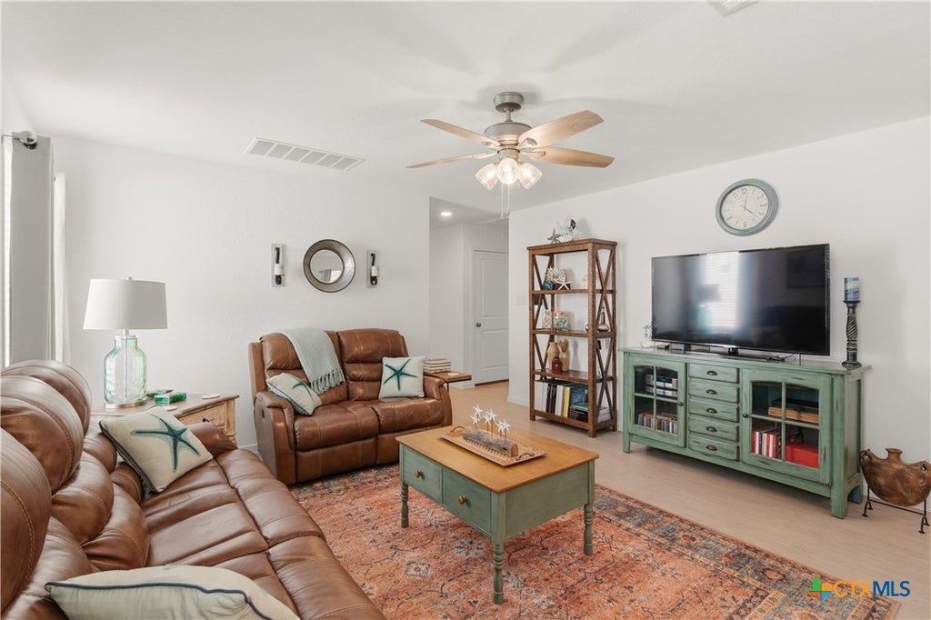 Photo of 323 Alta Vista Terrace, Seguin, TX 78155 (MLS # 608495)