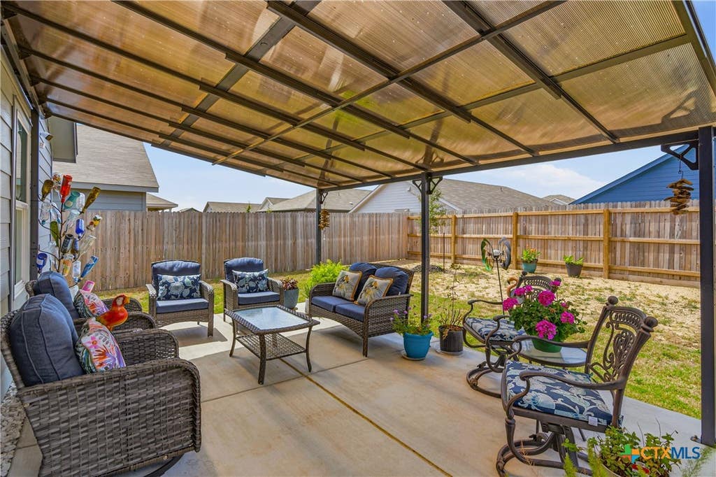 Photo of 323 Alta Vista Terrace, Seguin, TX 78155 (MLS # 608495)
