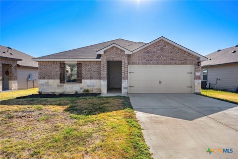 Photo of 2354 Aylesbury Drive, Copperas Cove, TX 76522 (MLS # 626015)