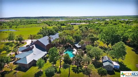 321 Weiss Road New Braunfels TX 78130