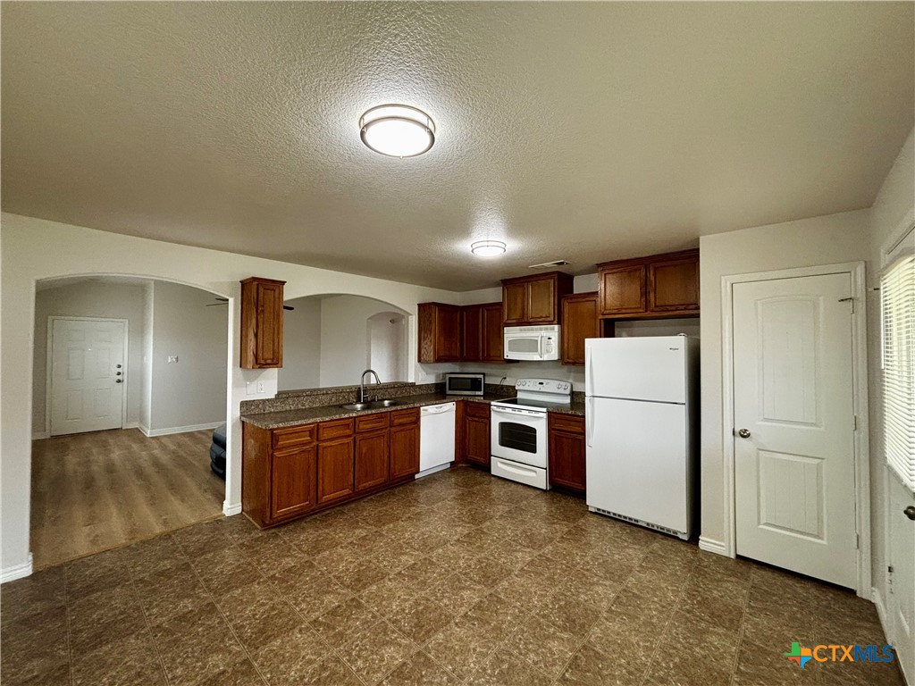 2810 Montague County Drive