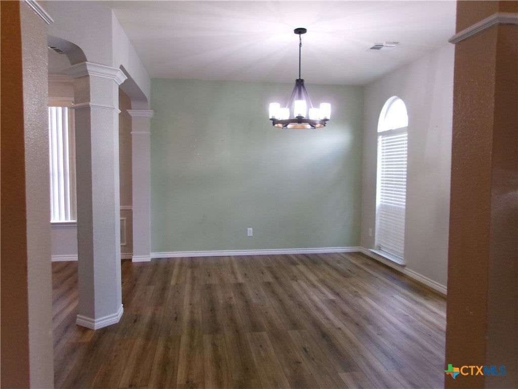 116 W Iowa Drive