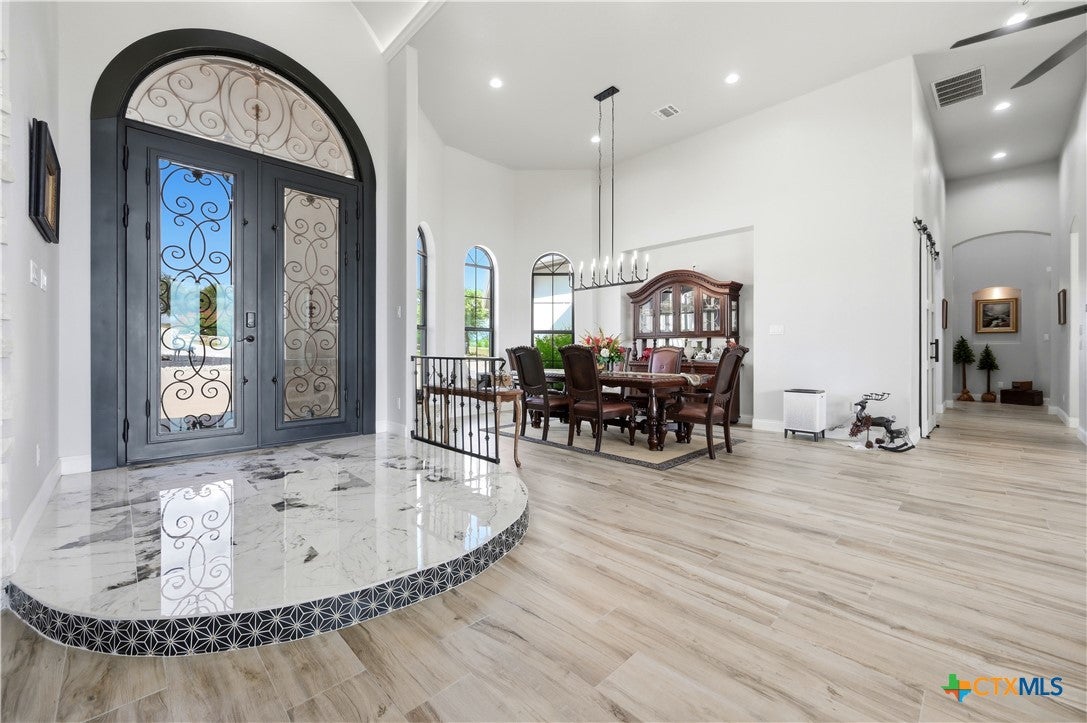 2160 Senora Ridge
