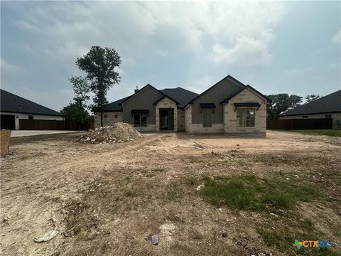Photo of 418 Dos Rios Dr, Belton, TX 76513 (MLS # 613567)