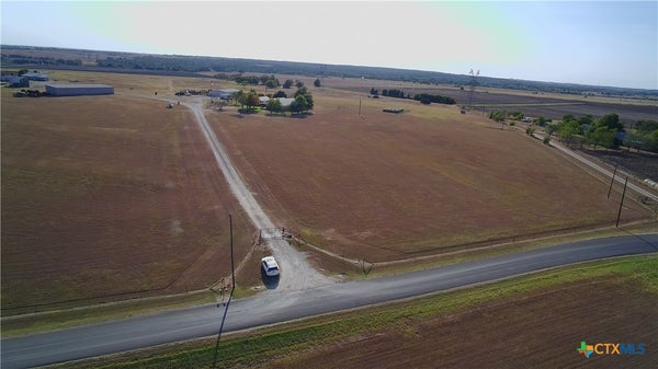 1351 COUNTY ROAD 320, GRANGER, TX 76530 - Image b66ead1fe0004fa3c2cfb17afc62c3a4/1167292977