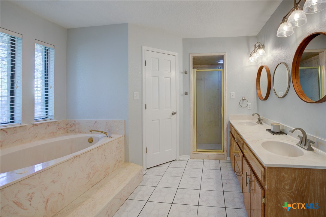 New Braunfels, Texas 78130, United States, 4 Bedrooms Bedrooms, ,3 BathroomsBathrooms,Residential,Active,105611