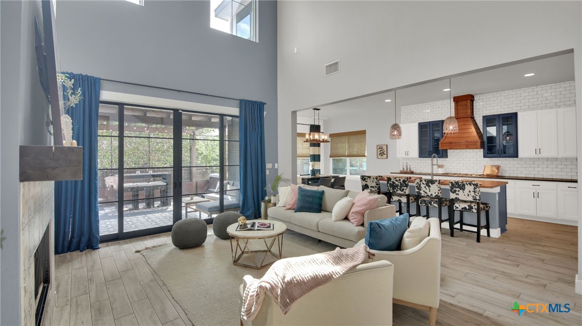 1506 Fox Sparrow Trail