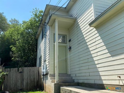 Photo of 861 Sagewood Trail, San Marcos, TX 78666 (MLS # 581302)