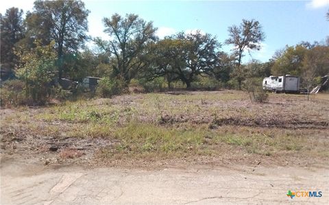 Lot 7 SW TBD Blk 1st Avenue Waelder TX 78959