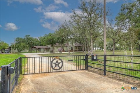 Photo of 285 Rangeland Road, Seguin, TX 78155 (MLS # 613233)