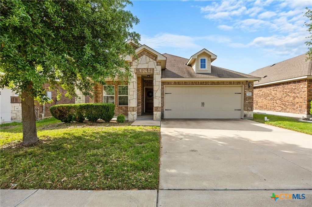 Photo of 3414 Rusack Drive, Killeen, TX 76542 (MLS # 611151)