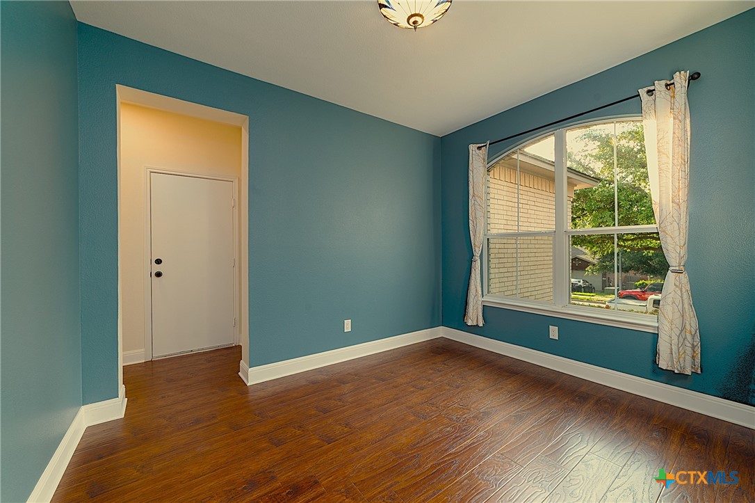 1123 Sundrop Place