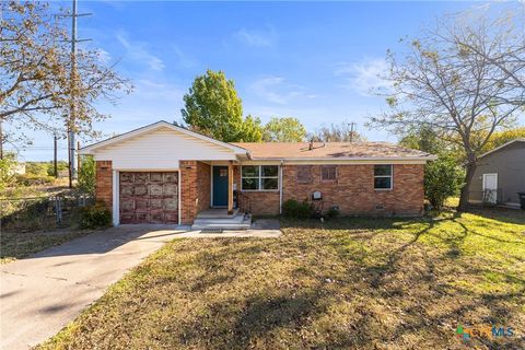Photo of 1007 Little Street, Copperas Cove, TX 76522 (MLS # 598420)