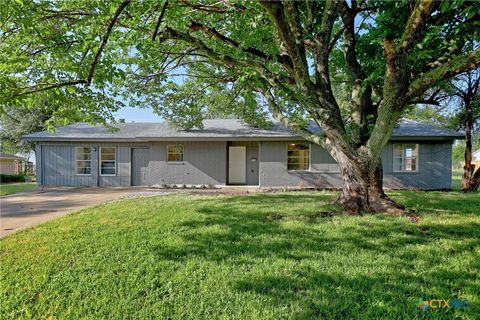 2111 Mardean Lane Temple TX 76501