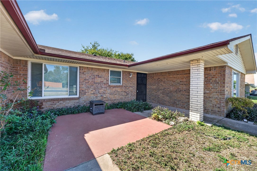 2312 Lake Road