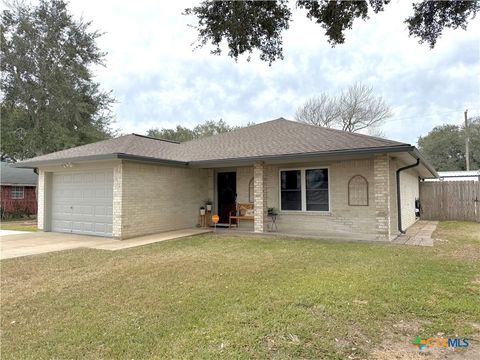 Photo of 213 Sparrow Lane, Victoria, TX 77905 (MLS # 603272)