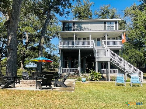 279 Waltons Way Seguin TX 78155