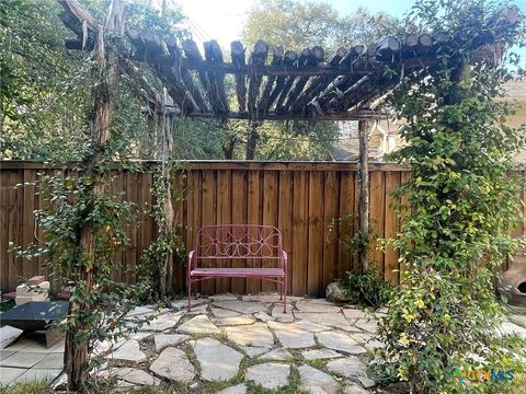 Photo of 307 Quarry Street, San Marcos, TX 78666 (MLS # 607306)