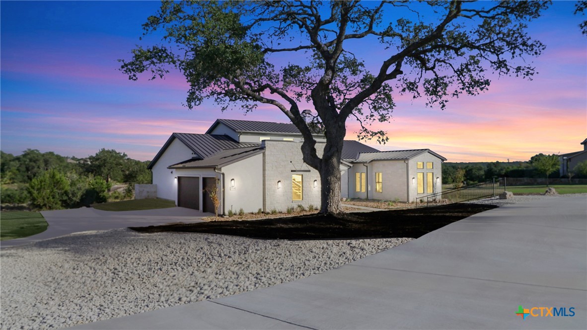1126 Vintage Way