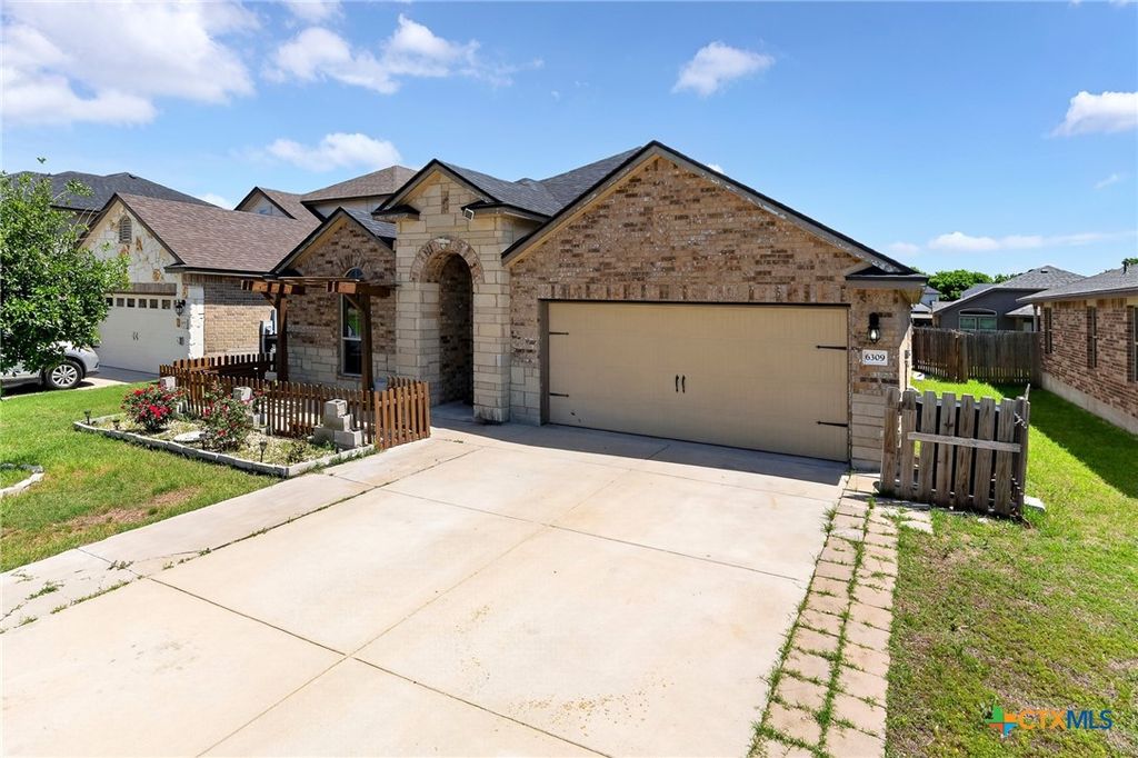 Photo of 6309 Dorothy Muree Drive, Temple, TX 76502 (MLS # 610272)