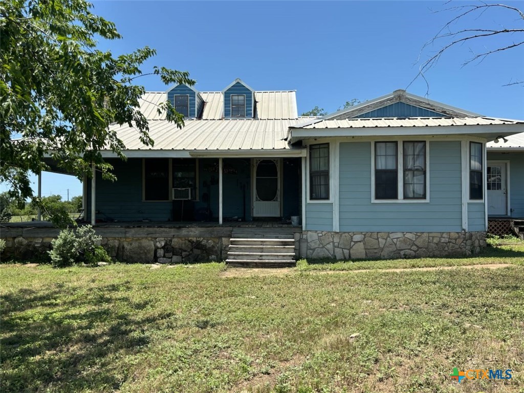 Photo 1 of 20 — 1720 County Road 276, Bertram, TX 78605