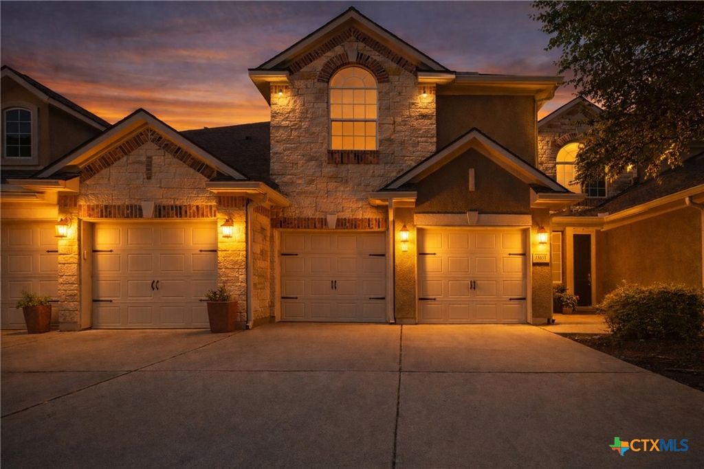 Photo of 15331 Origins Lane, Austin, TX 78734 (MLS # 611438)